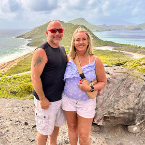 Meet your Posher, Debbie